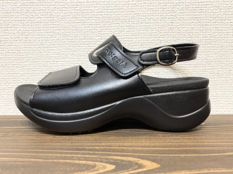 リゲッタのRW1001は超厚底だから疲れないサンダル